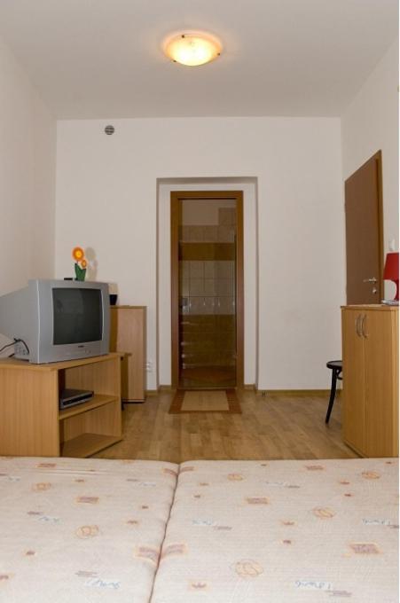 Hyde Park Hostel 브라티슬라바 외부 사진