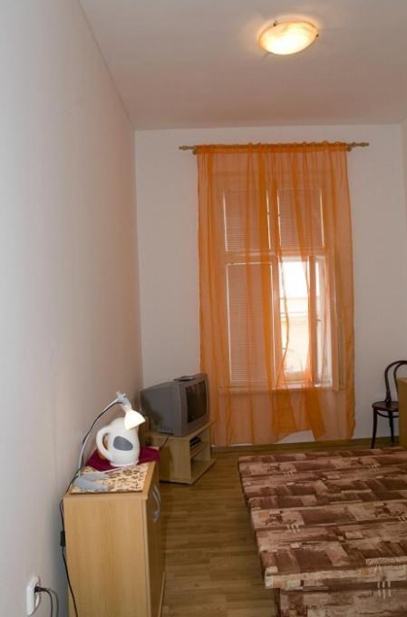 Hyde Park Hostel 브라티슬라바 외부 사진