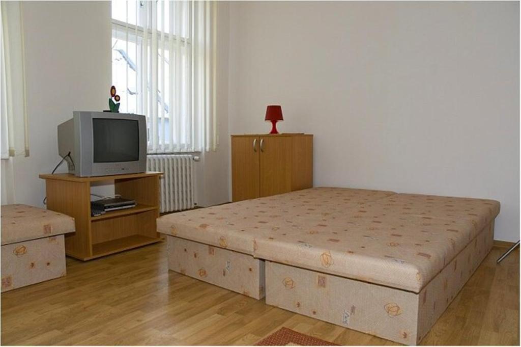 Hyde Park Hostel 브라티슬라바 외부 사진